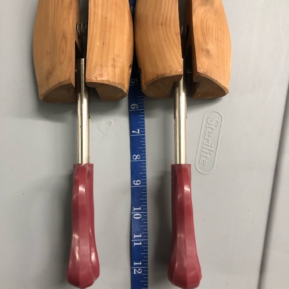 FLORSHEIM CEDAR WOOD SHOE HORNS- Men - Picture 7 of 8